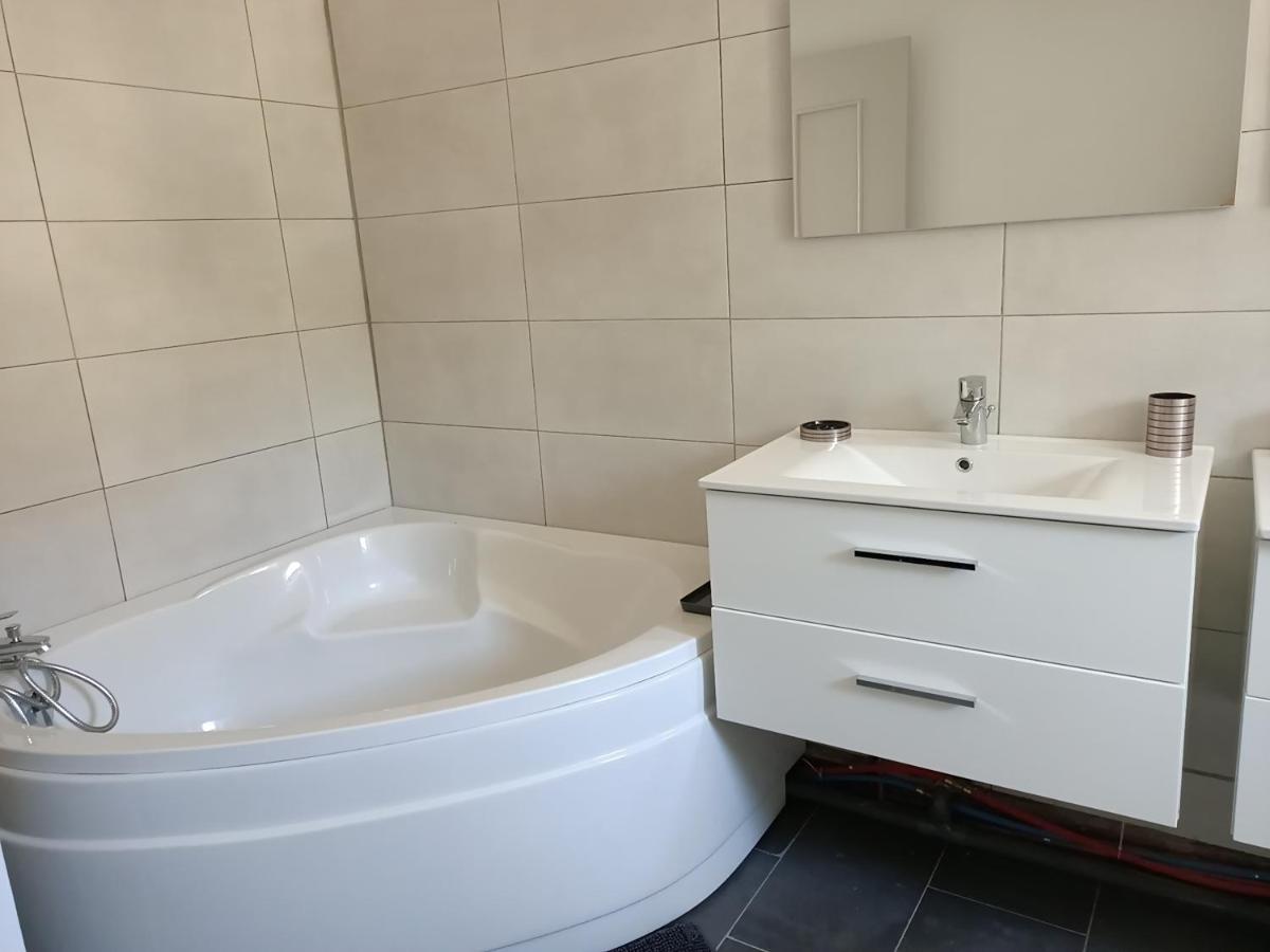 Location Bord De Mer, Villa De Vacances 6-8 Personnes - Jardin Валра-Плаж Екстериор снимка